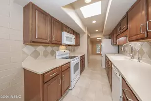 433 N Calle Del Diablo, Green Valley, AZ 85614 - Photo 7