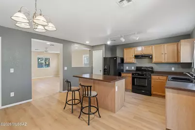 3334 N Sierra Springs Drive, Tucson, AZ 85712 - Photo 11