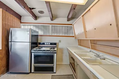 1901 N Calle Serena, Tucson, AZ 85712 - Photo 9
