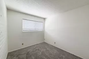 8160 E Broadway Blvd, Tucson, AZ 85710 - Photo 17