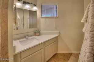 6655 N Canyon Crest Dr, Tucson, AZ 85750 - Photo 15