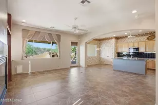 2093 W Escondido Canyon Dr, Green Valley, AZ 85622 - Photo 7