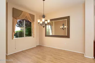 2093 W Escondido Canyon Dr, Green Valley, AZ 85622 - Photo 11