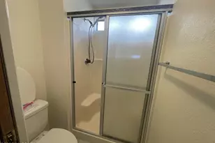 9368 N Hampshire Dr, Tucson, AZ 85742 - Photo 11