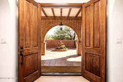 7315 E Wikieup Ci Circle E, Tucson, AZ 85750 - Photo 9