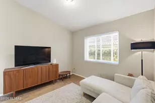 11561 N Eagle Peak Dr, Oro Valley, AZ 85737 - Photo 7