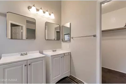 11561 N Eagle Peak Drive, Oro Valley, AZ 85737 - Photo 17
