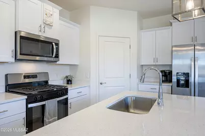 958 W Calle Las Varitas, Sahuarita, AZ 85629 - Photo 9