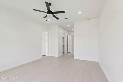 3721 W Ironwood Hill Drive, Tucson, AZ 85745 - Photo 23