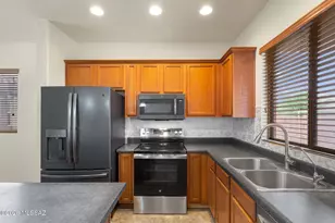 12097 W Hailey Ln, Marana, AZ 85653 - Photo 13