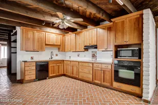 1680 S Camino Del Sol, Green Valley, AZ 85622 - Photo 5