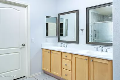 10172 E Gray Hawk Drive, Tucson, AZ 85730 - Photo 19