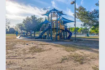 9230 E Palm Tree Drive, Tucson, AZ 85710 - Photo 21