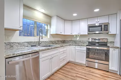 9230 E Palm Tree Drive, Tucson, AZ 85710 - Photo 7