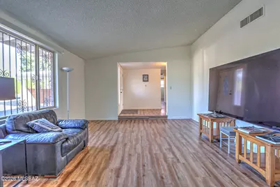9230 E Palm Tree Drive, Tucson, AZ 85710 - Photo 7