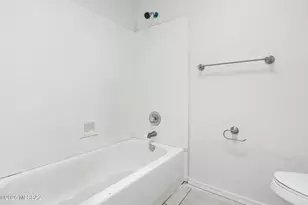 1044 E 27th St, Tucson, AZ 85713 - Photo 11