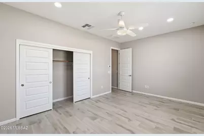 12736 E Prairie Aster Lane, Tucson, AZ 85747 - Photo 31