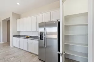 12736 E Prairie Aster Ln, Tucson, AZ 85747 - Photo 19