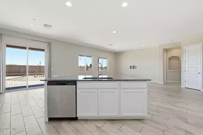 12736 E Prairie Aster Lane, Tucson, AZ 85747 - Photo 17