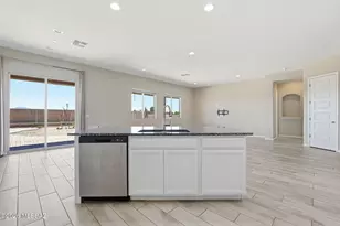 12736 E Prairie Aster Ln, Tucson, AZ 85747 - Photo 17