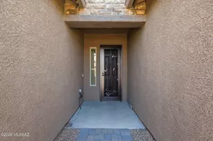 12736 E Prairie Aster Ln, Tucson, AZ 85747 - Photo 3