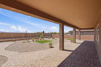12736 E Prairie Aster Lane, Tucson, AZ 85747 - Photo 5