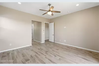 12736 E Prairie Aster Lane, Tucson, AZ 85747 - Photo 19