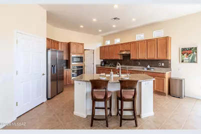 5307 W Arid Canyon Drive, Marana, AZ 85658 - Photo 9