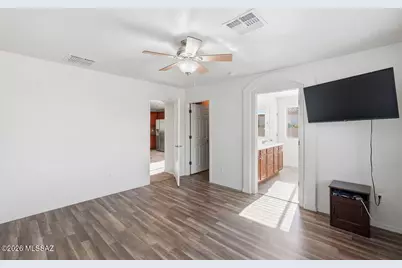 14257 E Camino Murcia, Tucson, AZ 85747 - Photo 9