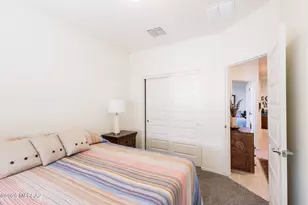 9304 W Tenaza Ln, Marana, AZ 85653 - Photo 13