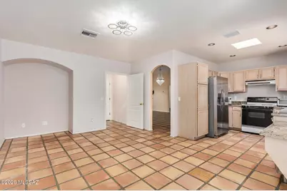 7 W Roma Drive, Tucson, AZ 85737 - Photo 11