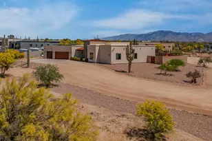 5710 W Saguaro Dream Trl, Tucson, AZ 85742 - Photo 3