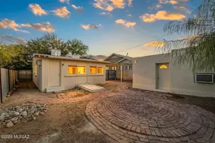 634 E 8th St, Tucson, AZ 85705 - Photo 5