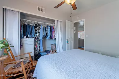 933 E Mesquite Drive, Tucson, AZ 85719 - Photo 17