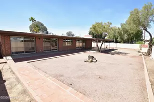 6931 E 3rd St, Tucson, AZ 85710 - Photo 37