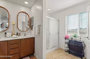 7975 N Higgins Feather Dr, Tucson, AZ 85743 - Photo 23