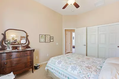 8640 N Moonfire Drive, Tucson, AZ 85743 - Photo 23