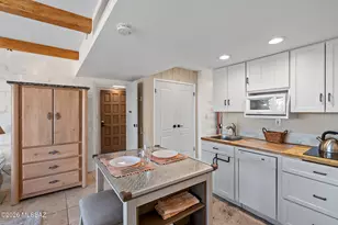 5251 E Mission Hill Dr, Tucson, AZ 85718 - Photo 9