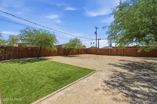 326 E Linden St, Tucson, AZ 85705 - Photo 29
