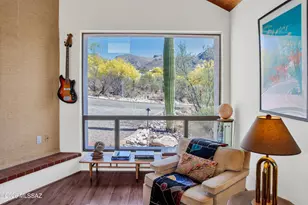 6715 N Camino Padre Isidoro, Tucson, AZ 85718 - Photo 5