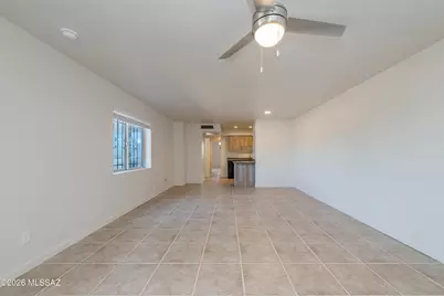 2525 N Alvernon Way #UNIT E1, Tucson, AZ 85712 - Photo 3