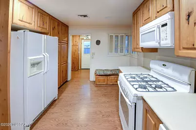 2818 E Calle Glorietta, Tucson, AZ 85716 - Photo 9