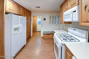 2818 E Calle Glorietta, Tucson, AZ 85716 - Photo 9