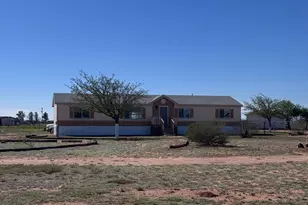 334 E Cochise Way, Cochise, AZ 85606 - Photo 3