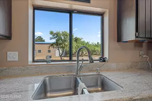 1300 N Reta Dr, Vail, AZ 85641 - Photo 17