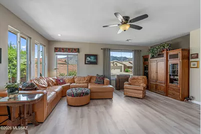 2443 E Nasturtium Street, Oro Valley, AZ 85755 - Photo 9