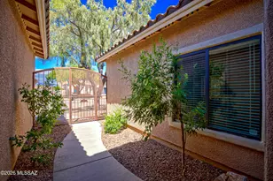 10552 E Rose Hill St, Tucson, AZ 85747 - Photo 3