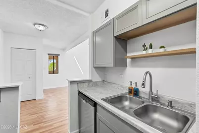 1745 E Glenn Street #203, Tucson, AZ 85719 - Photo 11