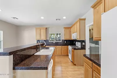 2212 W Morning Jewel Place, Tucson, AZ 85742 - Photo 17