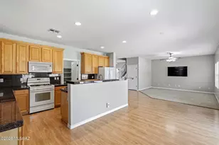 2212 W Morning Jewel Pl, Tucson, AZ 85742 - Photo 15